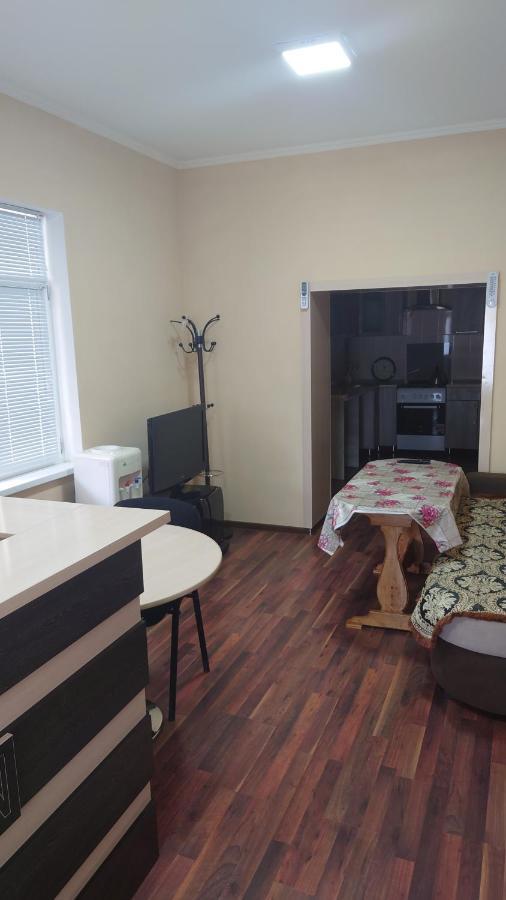 Megi Hostel Fergana Ngoại thất bức ảnh